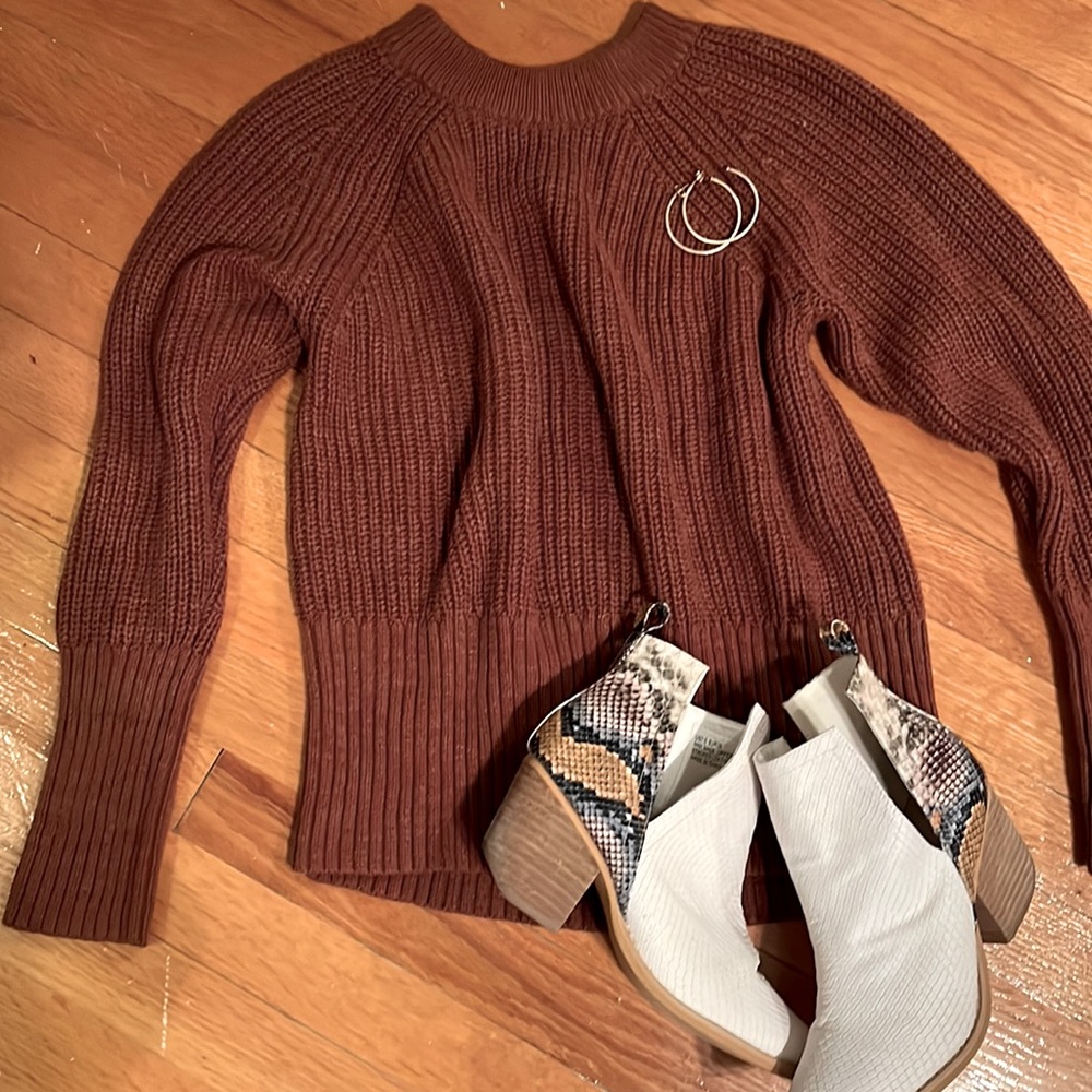 Rustic orange sweater